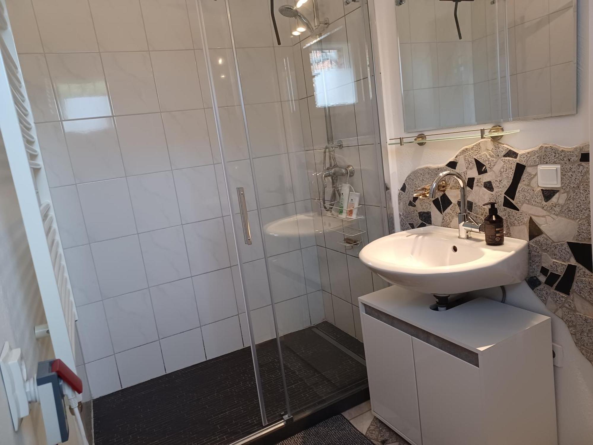 Ehemalige Bibliothek Apartment Fuer 2 Mit Kueche Kamin Netflix Parken Und Hofladen Steinhofel Экстерьер фото